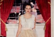 Modele fabuloase de fuste si rochii cu pene pentru anul 2014