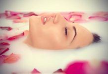 5 beneficii minune ale apei de trandafiri