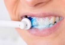 Cum sa ne spalam dintii corect – 10 pasi pentru o sanatate orala perfecta