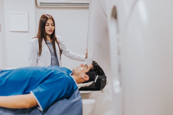 rmn-coloana-sau-rmn-cap-la-medlife-berceni-cum-stii-de-care-ai-nevoie.jpg